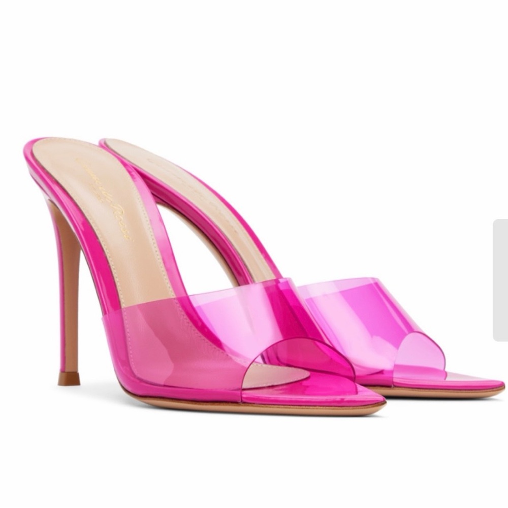 Gianvito Rossi Elle mule. Size 38 or 8. NWT!!! Color is Bloom